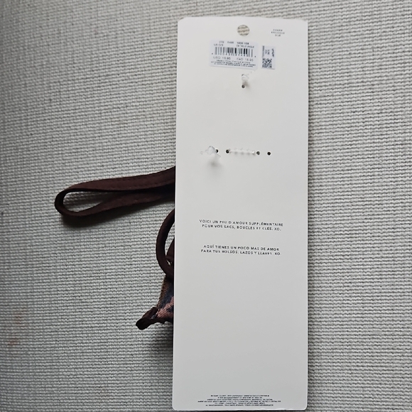 Aerie Leopard Pouchette Bag Charm - Picture 8 of 11